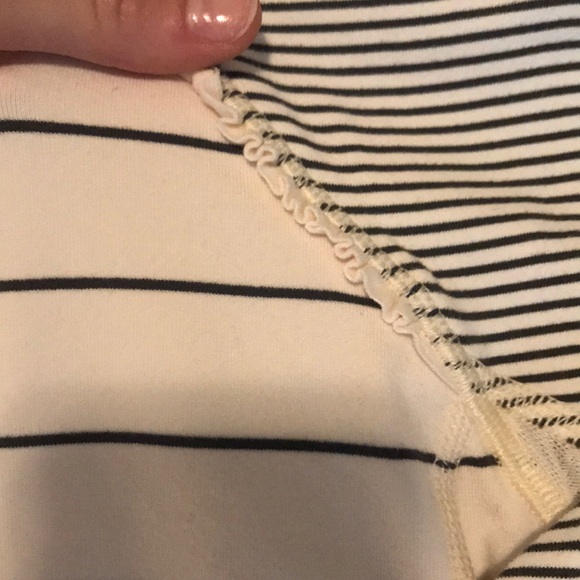 Lululemon Size 4 Rulu Top with Lace Detail - Picture 4 of 8